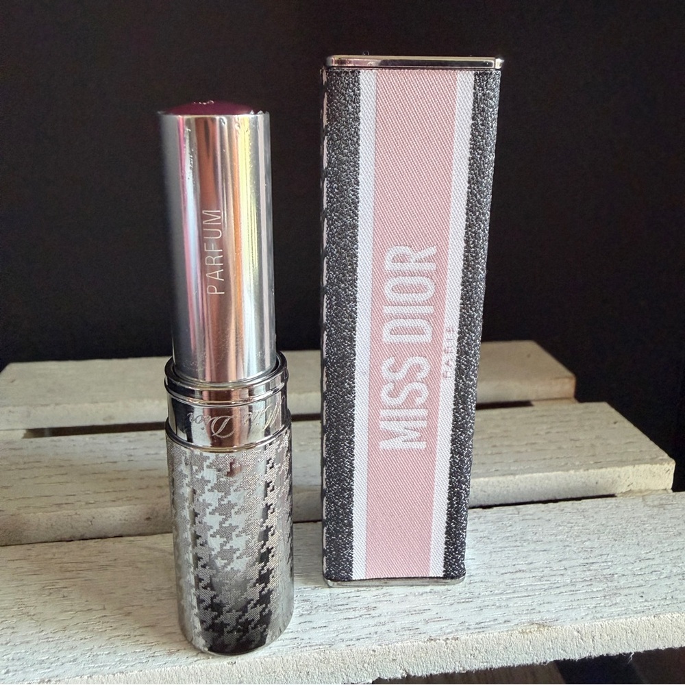 Mini Miss Dior Solid Parfum💕